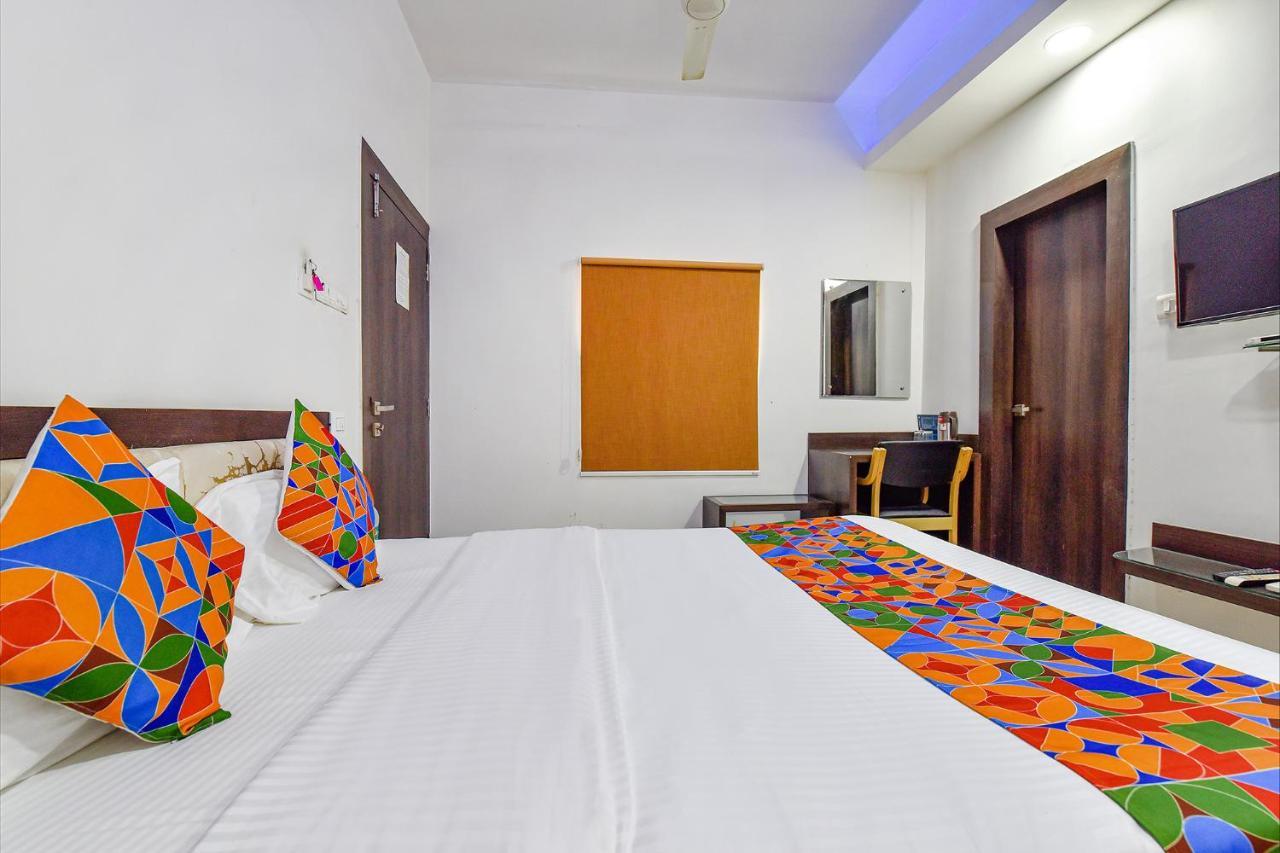 Hotel Vandana Palace Kota  Kültér fotó